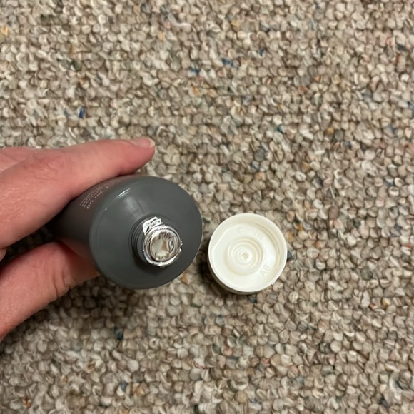 Living Proof PhD conditioner - Picture 4 of 5